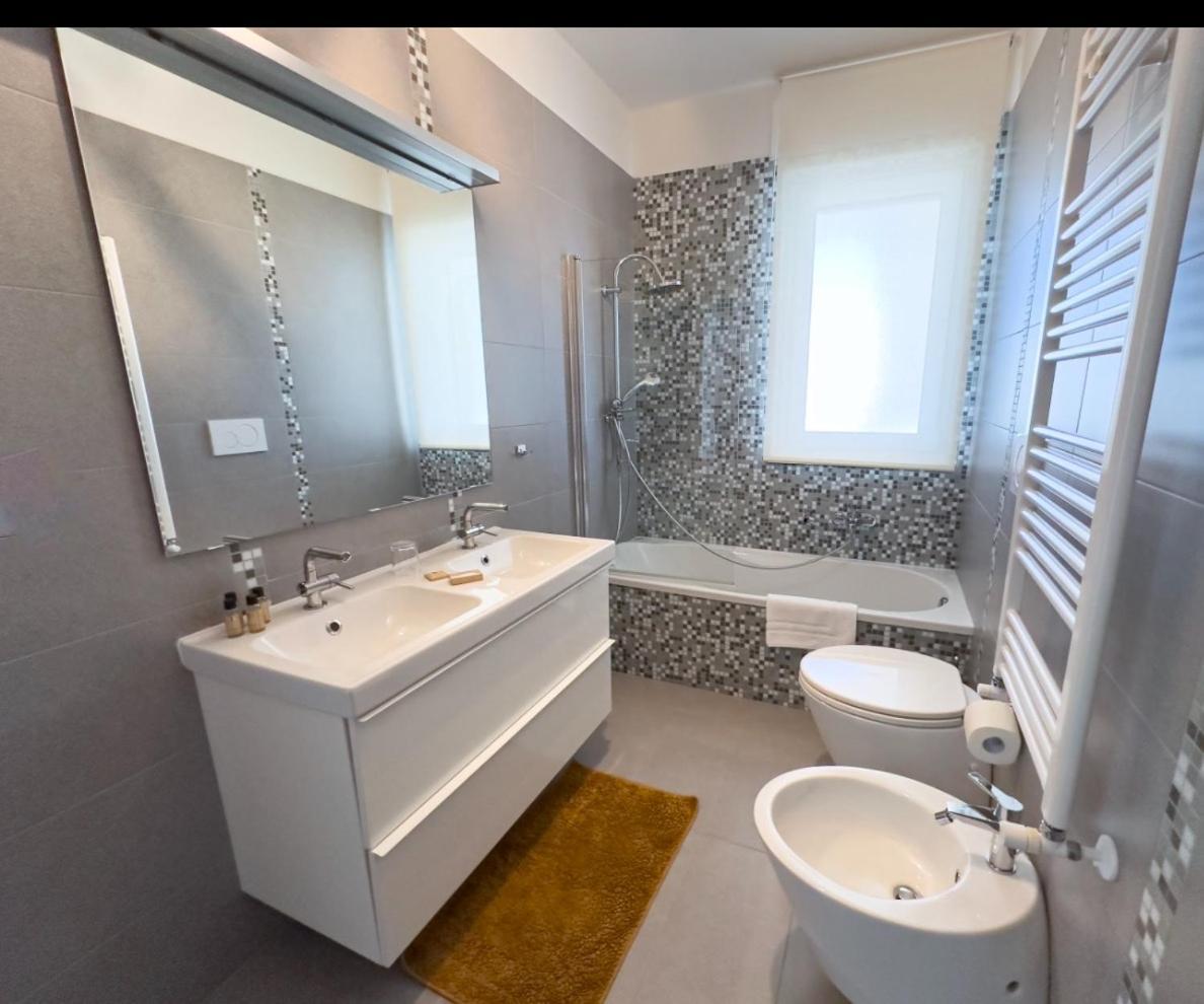 B&B Alla Niviera Adelfia Buitenkant foto